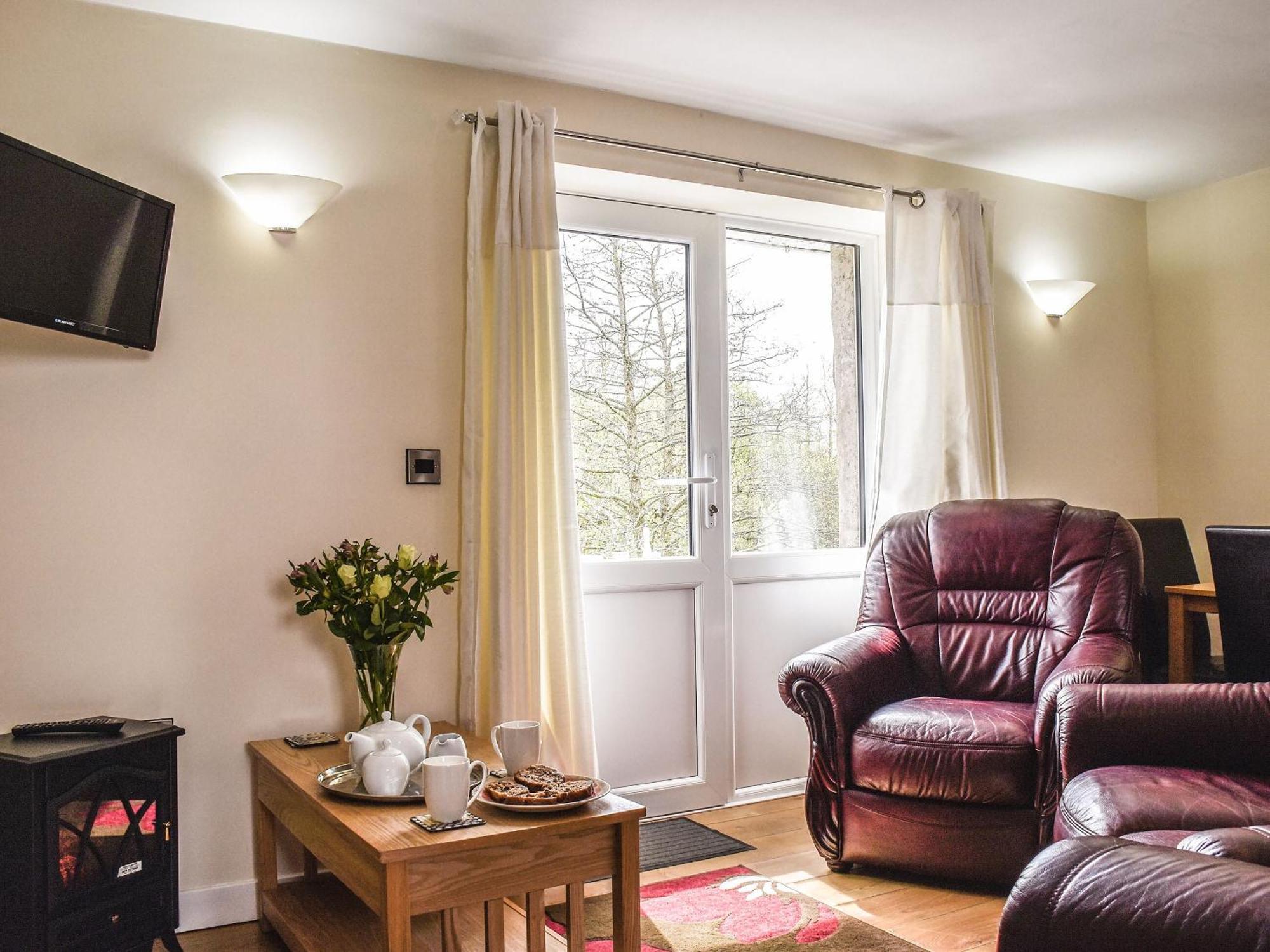Kite Cottage Ландейло Екстериор снимка